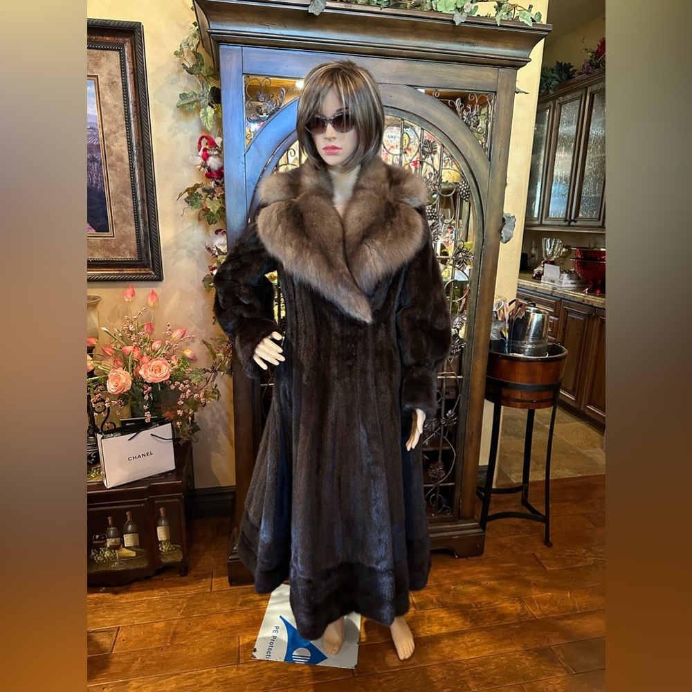 Stunning Edwards Lowell Beverly Hills Mink and Fox Sable Collar Long Coat
